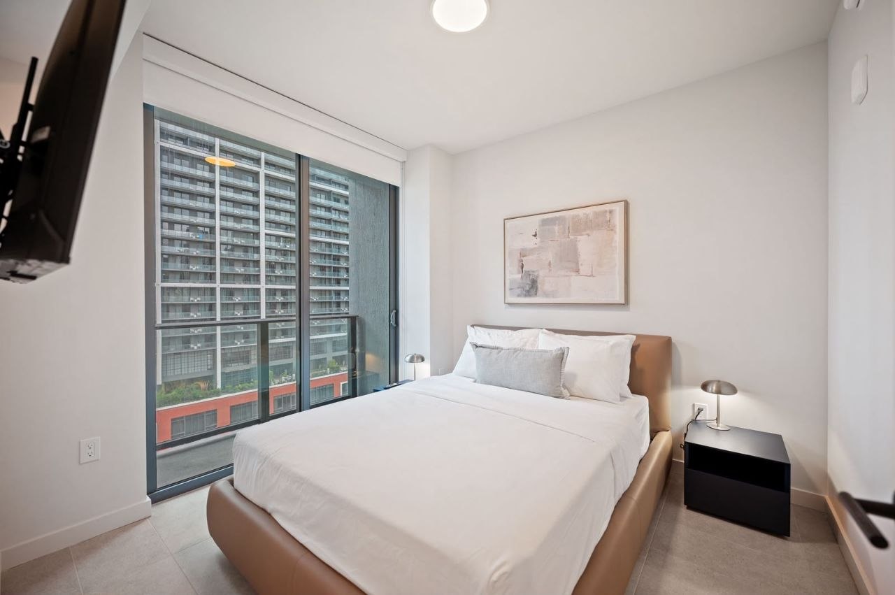 Unit 2707 view